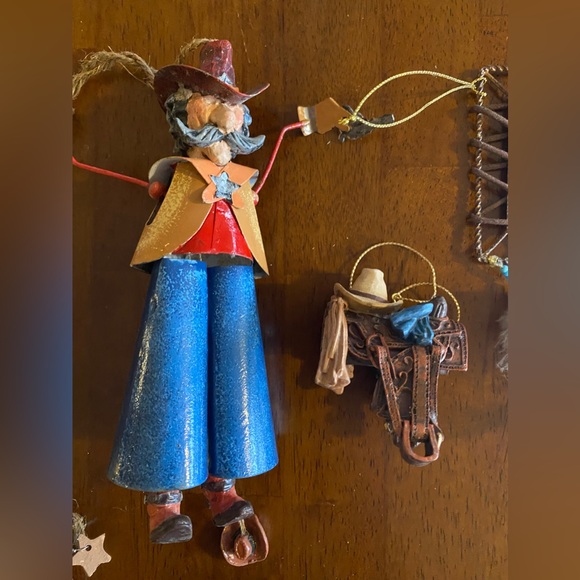 Christmas Western themed ornaments. 10 total. Several vintage - Picture 7 of 12